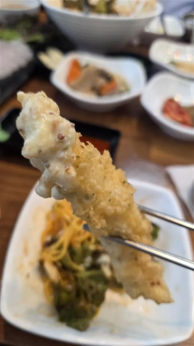 표선 광어다 광어탕수 한 입