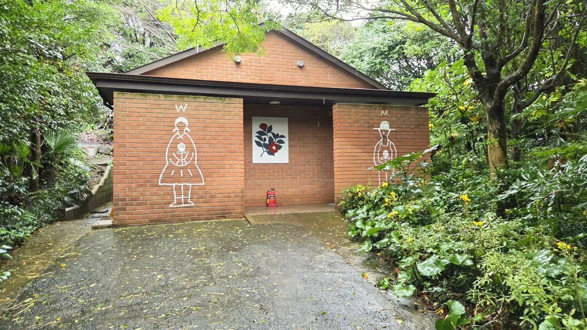카멜리아힐 동백 그림 화장실